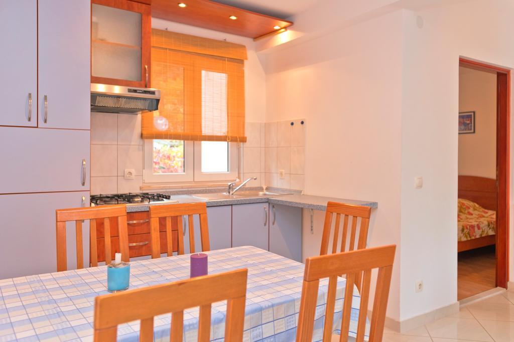 Apartments Nautic Zavala Exterior foto